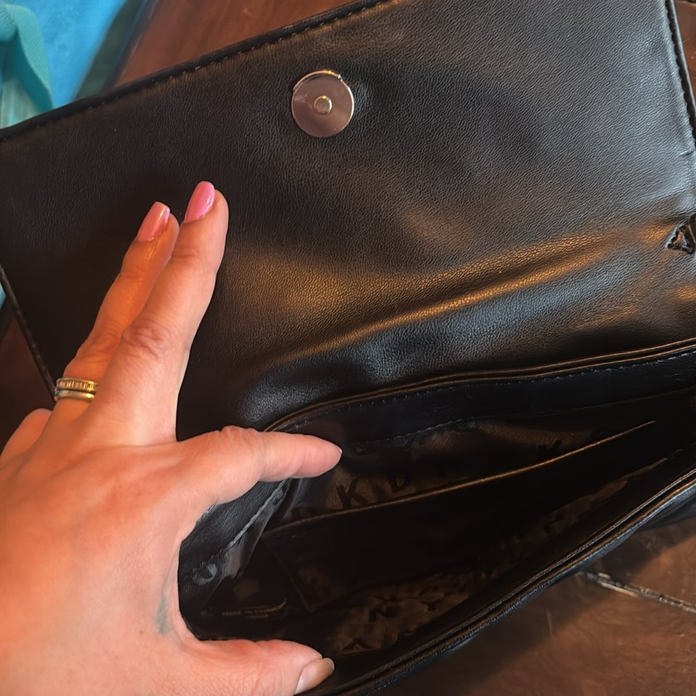 DKNY Black Quilted Chain Bag - Picture 4 of 4